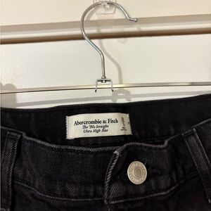 Abercrombie & Fitch Black 90's Straight Ultra High Rise Women's Jeans